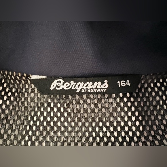 BERGANS OF NORWAY XL BOYS Navy Blue Jacket Orig $200 Excellent Condition - Picture 6 of 12